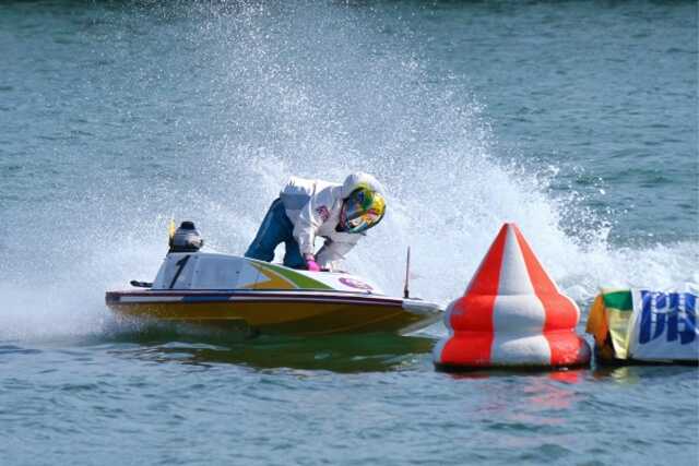 競艇のフォーメーションを計算する完全ガイド｜点数表と資金配分で無理なく攻めよう